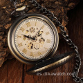 Reloj de bolsillo mecánico con esfera de números tallados en círculo de madera Vintage para hombre, cadena de reloj mecánica de bronce Steampunk hueca única